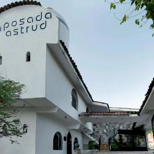 OYO Posada Astrud,Cuetzalan，位于Totopol的酒店