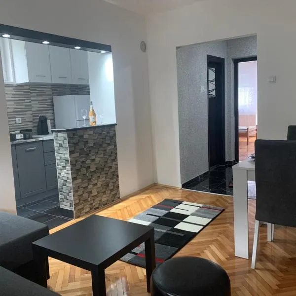 Lana，位于阿然德洛维克的酒店