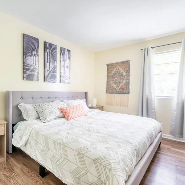 *Cool Crib * King Bed * Long Term Stays * Duke*，位于达拉姆的酒店