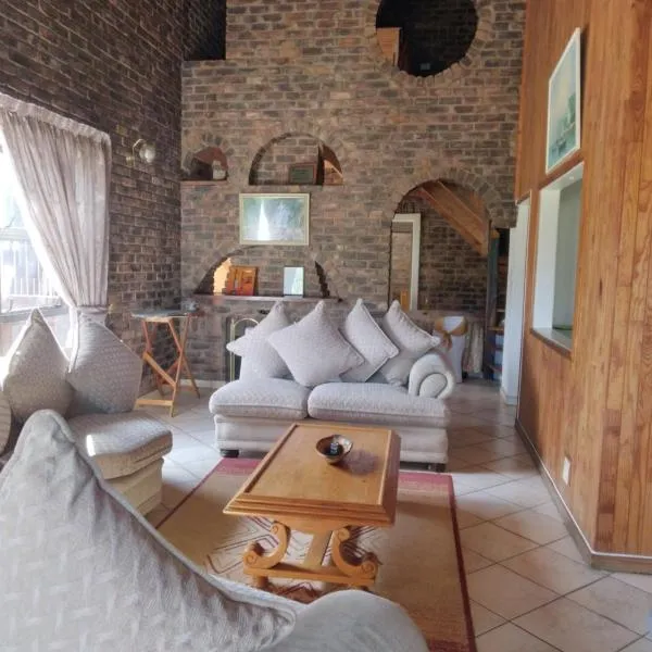 Hamba Kancane Ma-Africa Guest House，位于Blyde的酒店