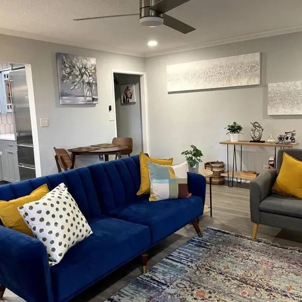 Home Away from Home Condo Downtown ATL 16th floor，位于亚特兰大的酒店