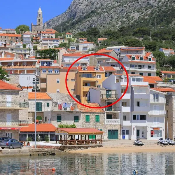 Apartments by the sea Igrane, Makarska - 18405，位于伊格拉恩的酒店