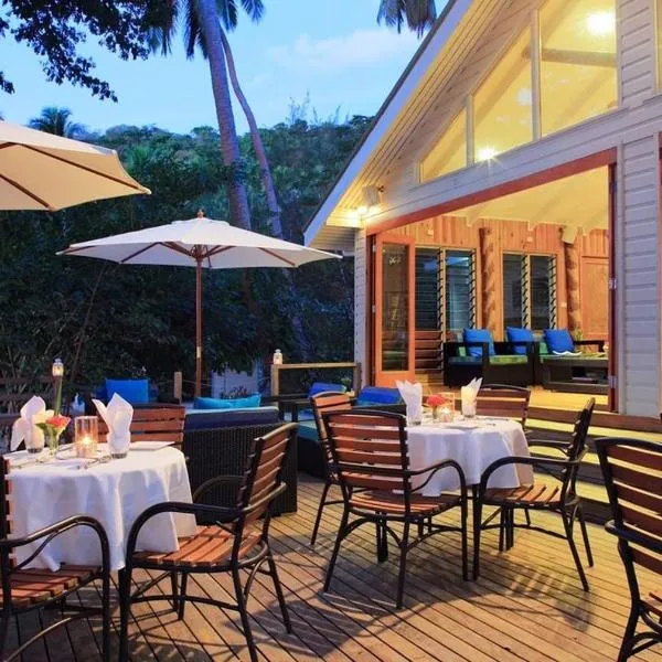 Sau Bay Resort & Spa，位于Tavuki的酒店