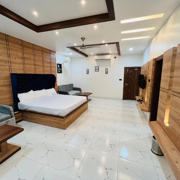 Saini Hotel，位于Rāmgarh的酒店
