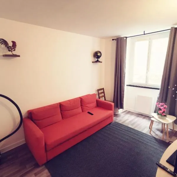 Appartement Prés de la gare RER C-Spacieux 4 pièces，位于埃唐普的酒店