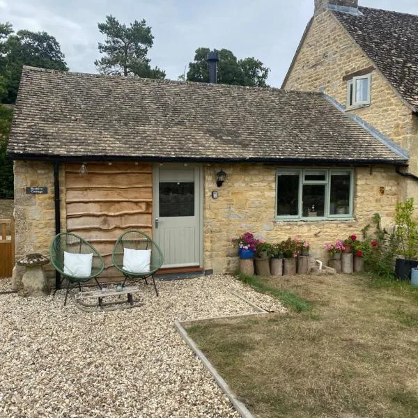 Cosy Cotswolds Self-Contained One Bedroom Cottage，位于奇平诺顿的酒店