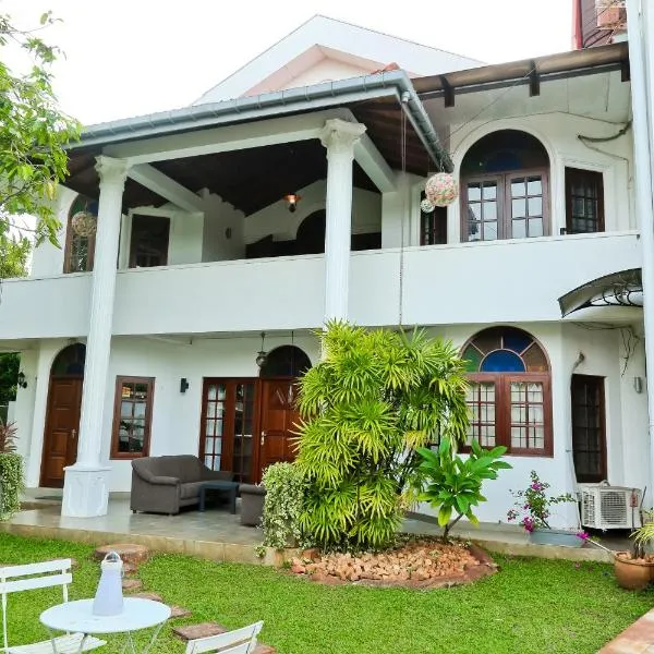 玛丽亚别墅酒店，位于Amandoluwa的酒店