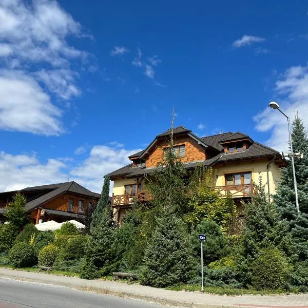 Apartments Hážovský Dvůr，位于罗斯诺夫·波德·拉德霍斯滕的酒店