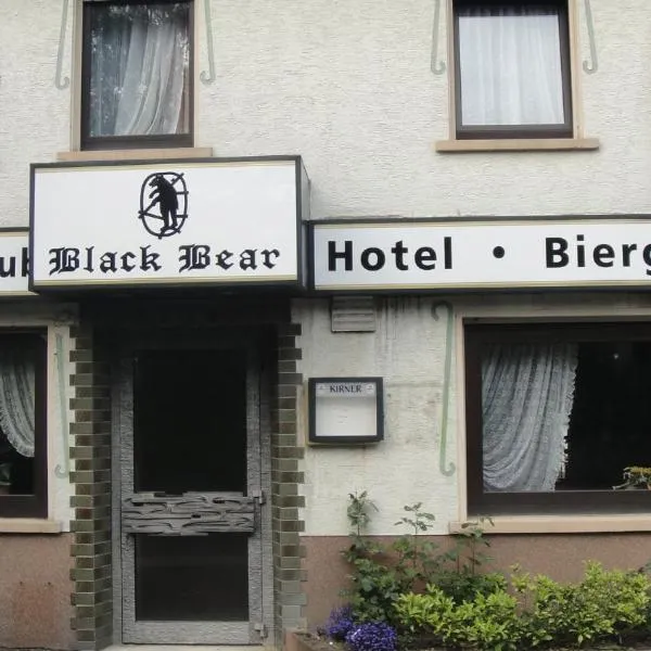 Black Bear Bikers Pub-Hotel，位于坎普菲尔德的酒店