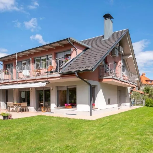 Apartments Apple Garden 4P，位于布莱德的酒店