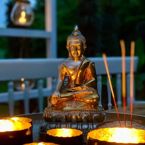 Buddhas Bed & Wellness - Retreat - FEEL GOOD FOOD - B&B- mit viel Herz für Körper Geist & Seele，位于Tosterglope的酒店