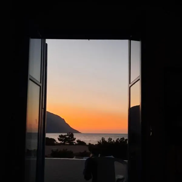 Paradise，位于阿吉亚努美利的酒店