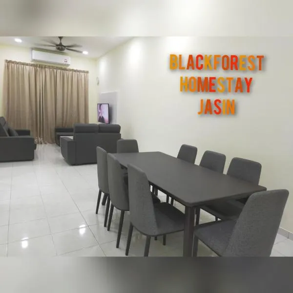 HOMESTAY JASIN BLACKFOREST，位于Jasin的酒店