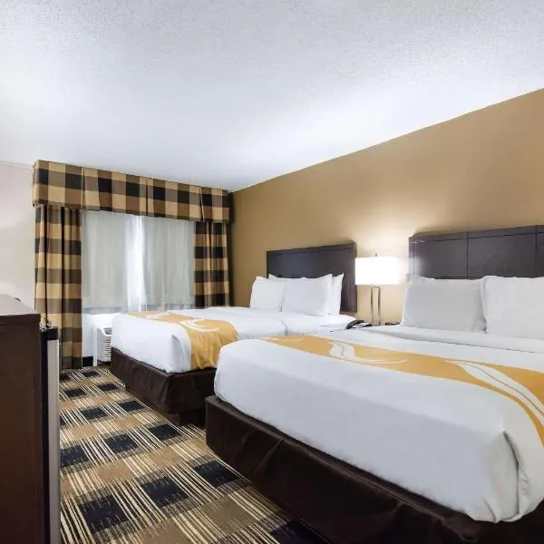 Quality Inn Oneonta Cooperstown Area，位于Milford Center的酒店