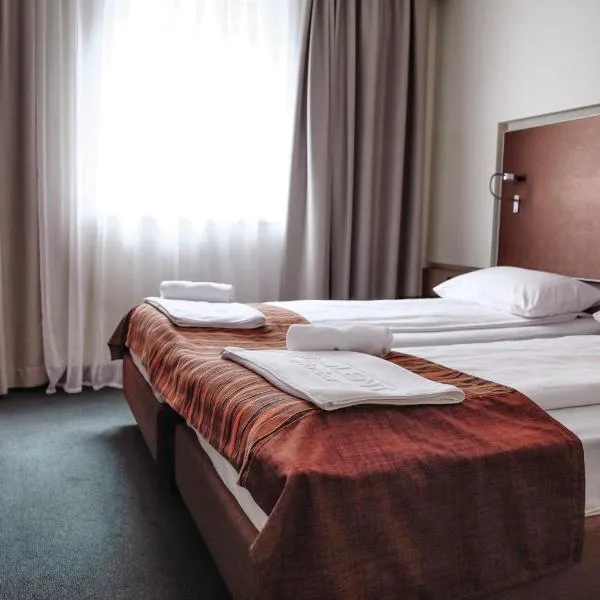 Hotel Lent superior，位于欧热霍瓦瓦斯的酒店