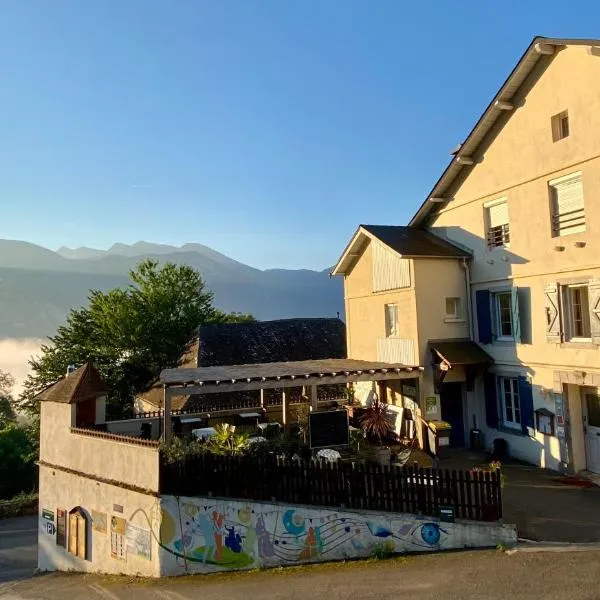 Auberge de Perchades，位于Bilhères en Ossau的酒店