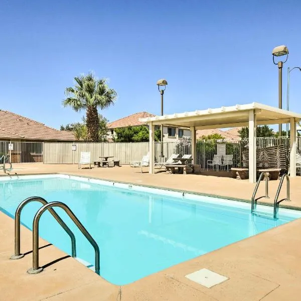 Mesquite Desert Retreat Near Golf and Casinos!，位于梅斯基特的酒店