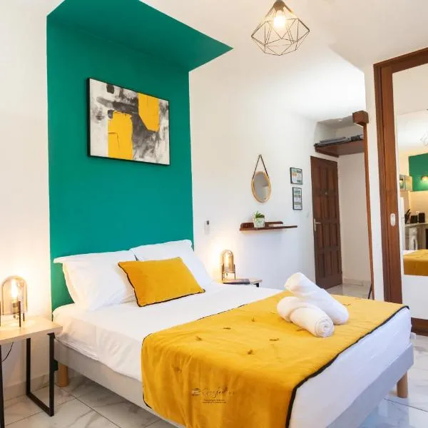 Le Jardin Secret Guyanais avec Piscine et Jardin de 70 m2，位于卡宴的酒店