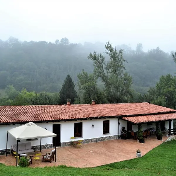 Finca La Naguada Casa Rural en Asturias，位于Ligüeria的酒店