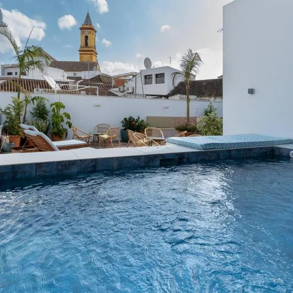 Veranera Hostel，位于埃斯特波纳的酒店