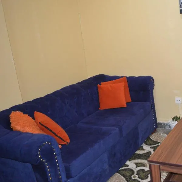 Nikki's place 1BR Thika Road, Ruiru，位于Ruiru的酒店