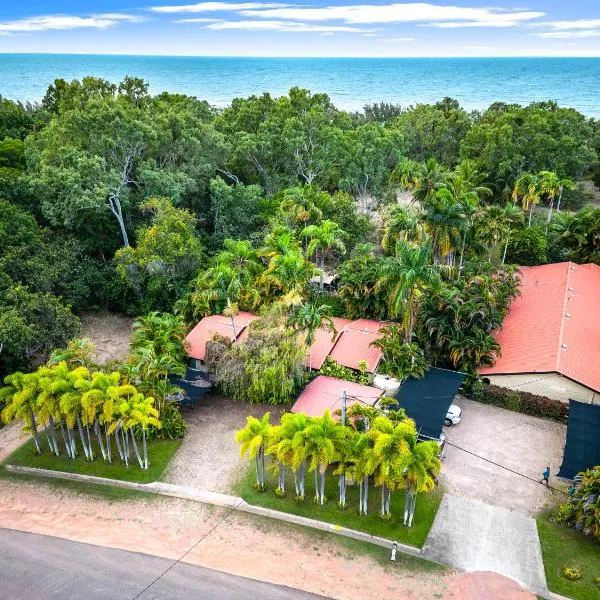 Balgal Beach Units，位于Rollingstone的酒店