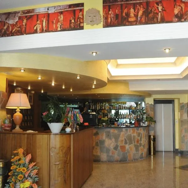 格里洛贝尔德酒店，位于托雷安农齐亚塔的酒店
