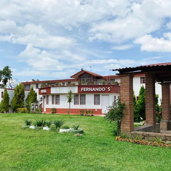 Hotel Fernando´s，位于Senguio的酒店