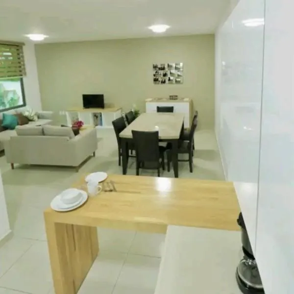 Shanarani Apartament，位于乌鲁阿潘的酒店