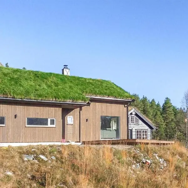 4 Bedroom Lovely Home In Rysstad，位于Rysstad的酒店