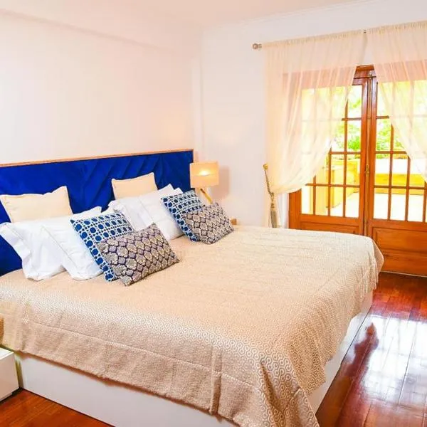 Charming Home in Sintra Village，位于辛特拉的酒店