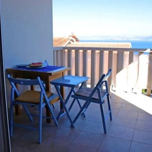 Molo Lozna Apartments，位于波斯蒂拉的酒店