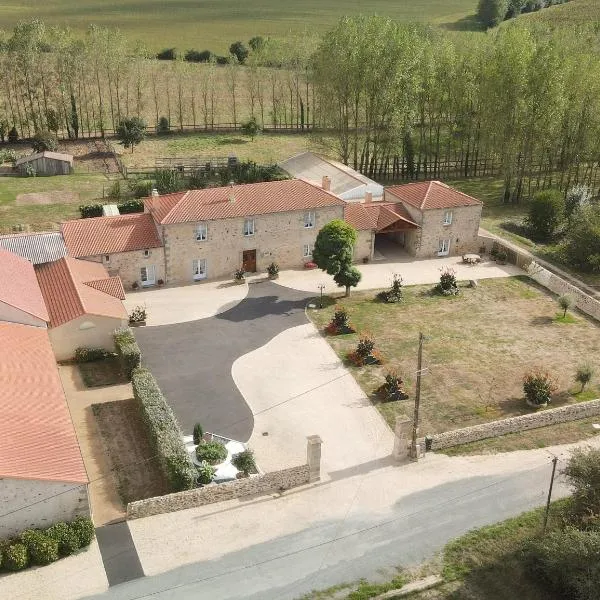 Le Logis du Château，位于Saint-Étienne-de-Corcoué的酒店