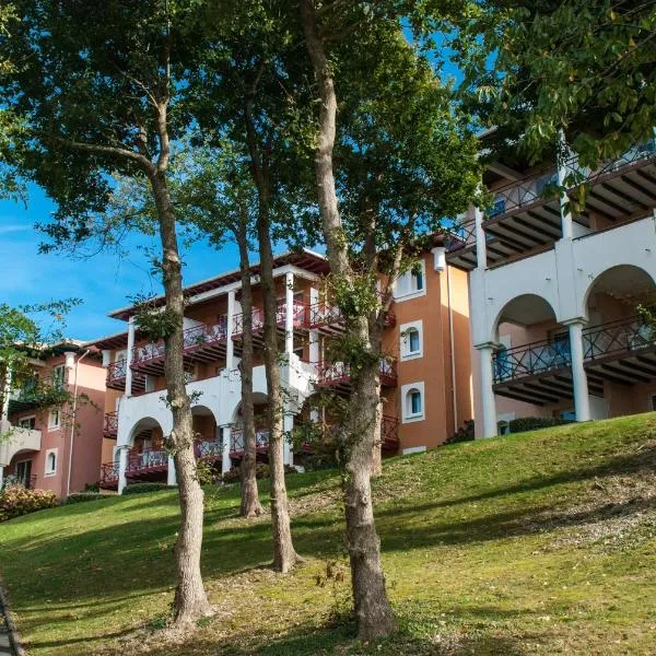 索库-埃德尔海滨高尔夫酒店，位于西布勒的酒店