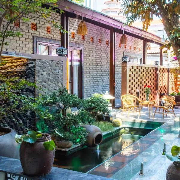 Nana Homestay & Villa，位于顺化的酒店