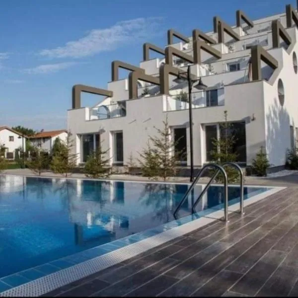 Terrace apartments otopeni !，位于奥托佩尼的酒店