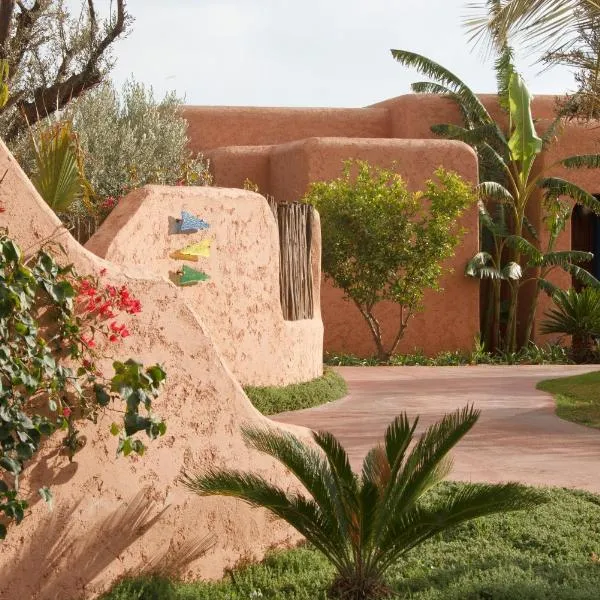 Oasis lodges，位于Ala el Ma的酒店