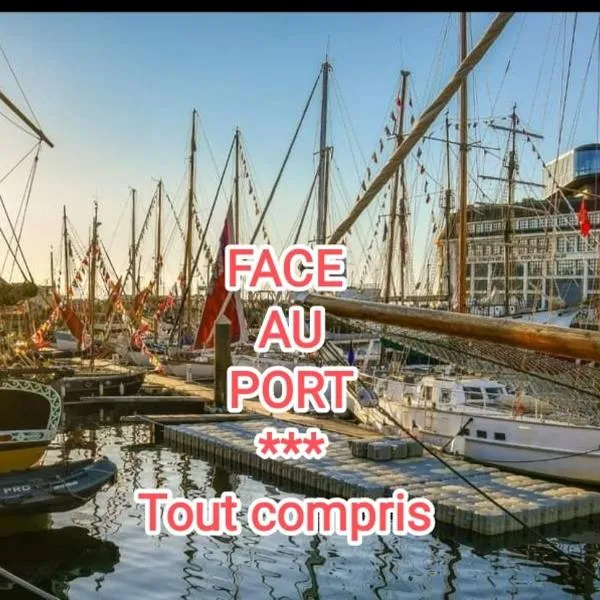 LE REFLET DES VOILES FACE AU PORT DE FECAMP，位于费康的酒店