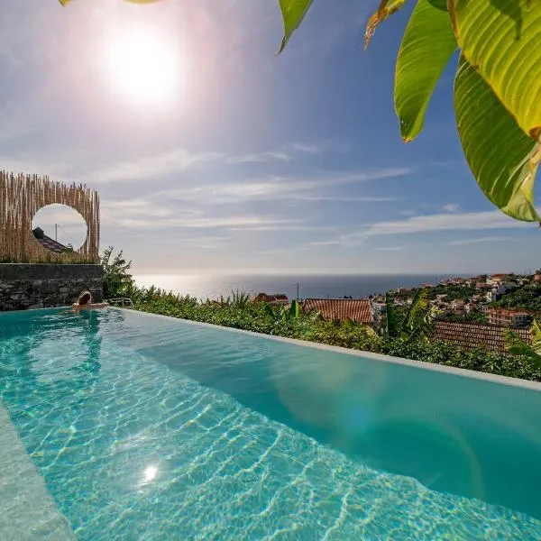 Casas da Vargem shared swimming pool by An Island Apart，位于Tábua的酒店