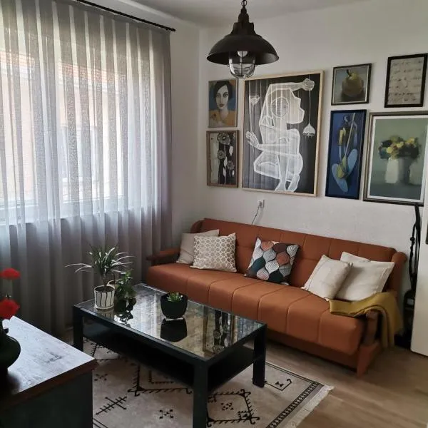 Katerina's Apartment，位于比托拉的酒店