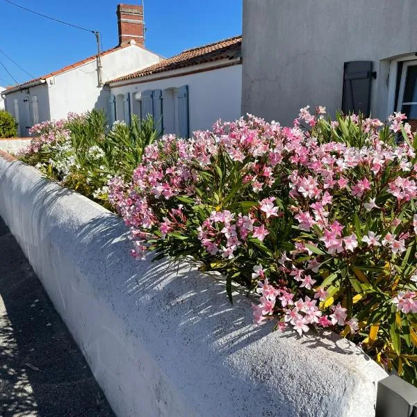 l'Herbo' MAGNIFIQUE maison à 2 pas du porte de Pêche de l'Herbaudière，位于LʼHerbaudière的酒店