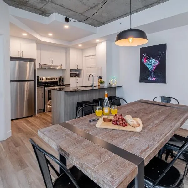 2 Bedroom condo - 800M of Old Quebec !，位于魁北克市的酒店