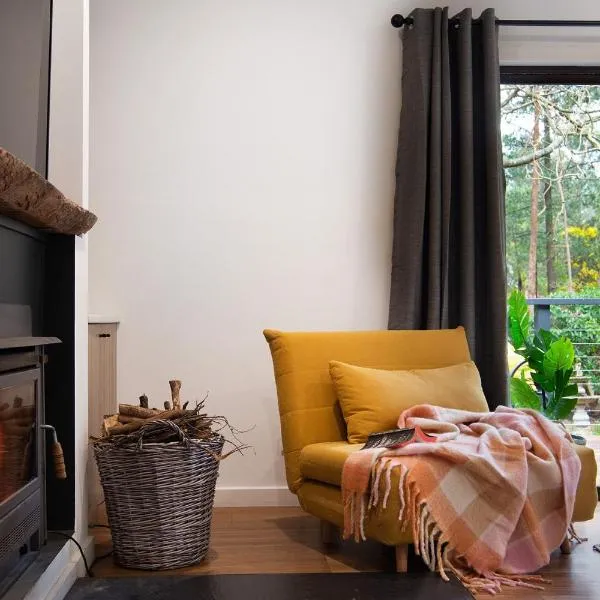Selo Retreat- escape to this forest retreat，位于Glenlyon的酒店