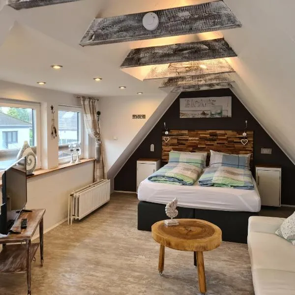 Stylisches Garden Cottage，位于Weyhe的酒店