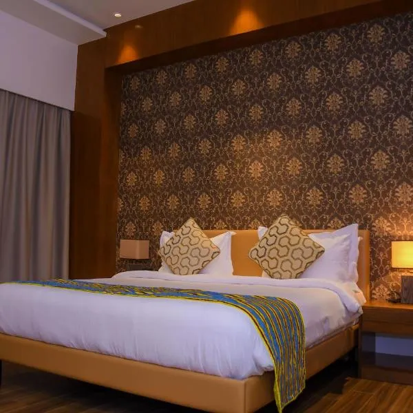 AQUA INN Hotel，位于金沙萨的酒店