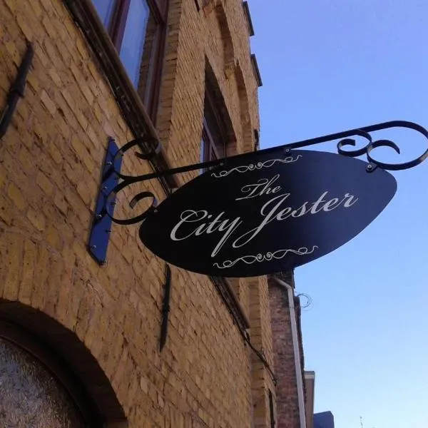 LOGIES The city jester - Ieper centrum，位于Bas-Warneton的酒店