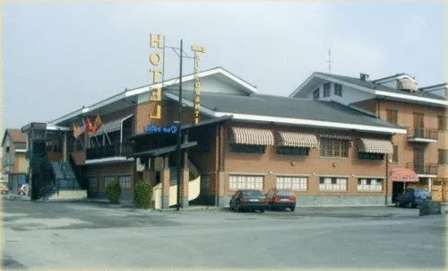 格瓦迪斯酒店，位于Airasca的酒店