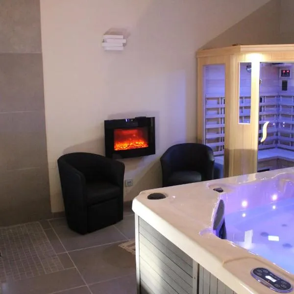 Maison avec piscine, jacuzzi et sauna privatifs - Mas de Nebbas，位于普罗旺斯艾克斯的酒店