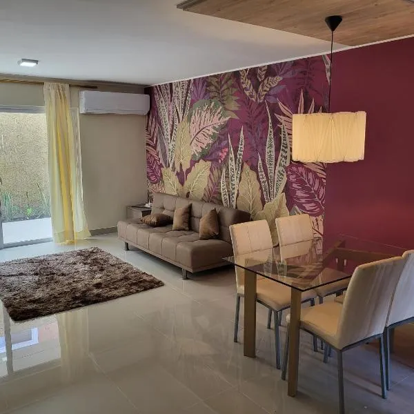 New 3 bedroom home in modern housing complex，位于Montecristi的酒店