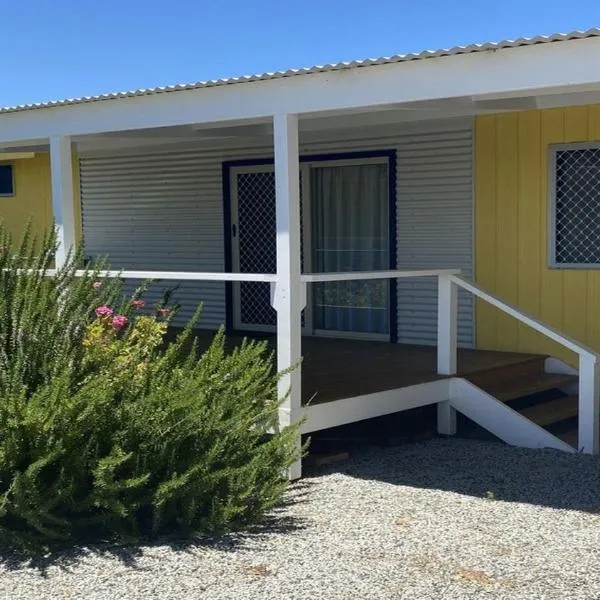 Jurien Bay View Bungalows Jetty View 5，位于朱里恩湾的酒店